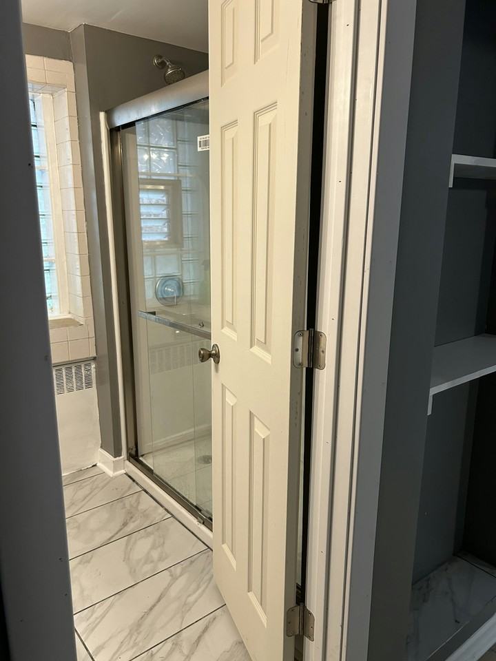 1828 Gunderson Avenue, Unit Garden Floor - Photo 6 of 9