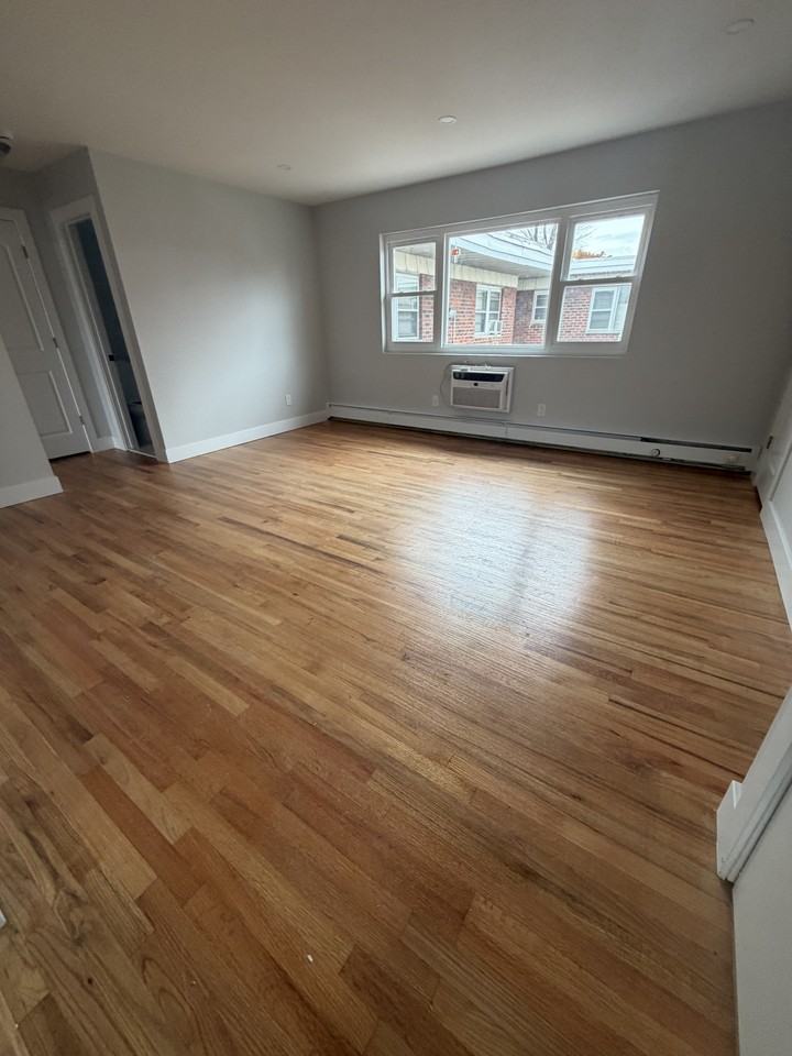 14 Passaic Ave #B - Photo 2 of 6