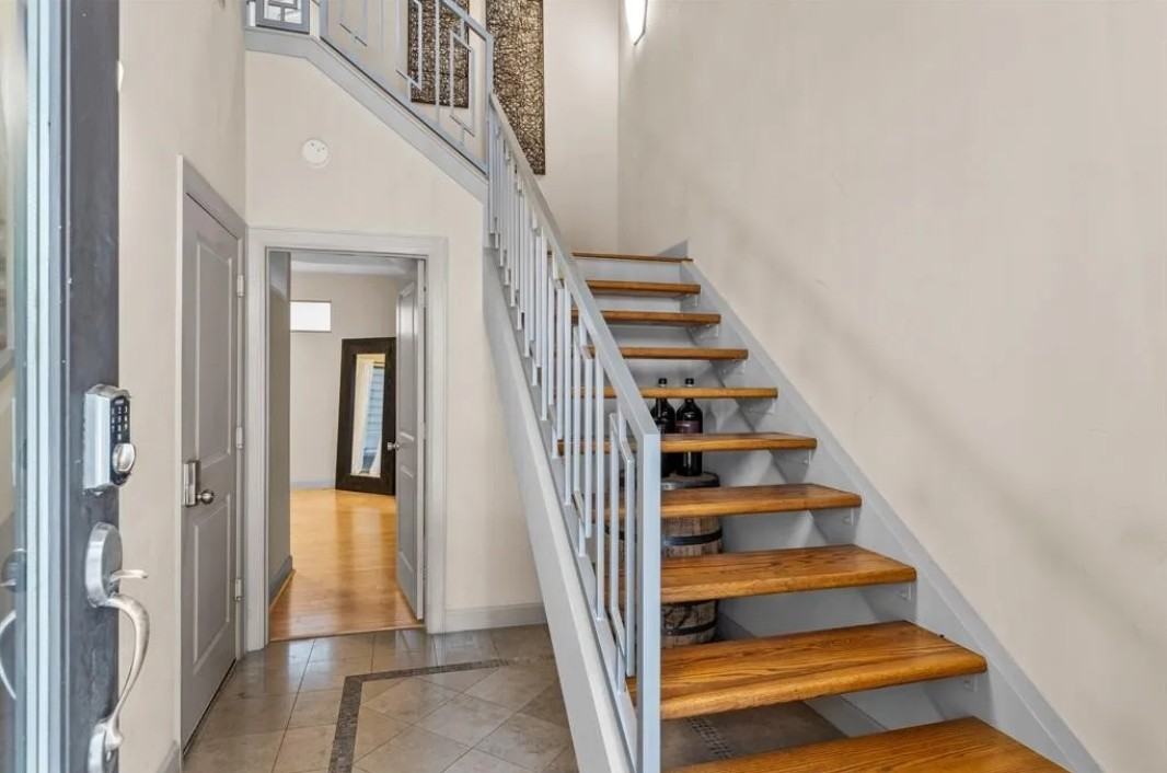 5311 Lillian St #NA - Photo 5 of 23