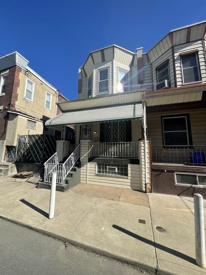 1611 S Yewdall St #NA - Photo 3 of 50