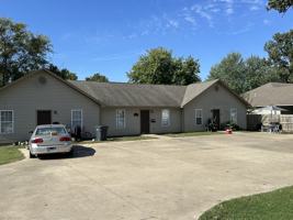 featured image of 1707 Henry Street