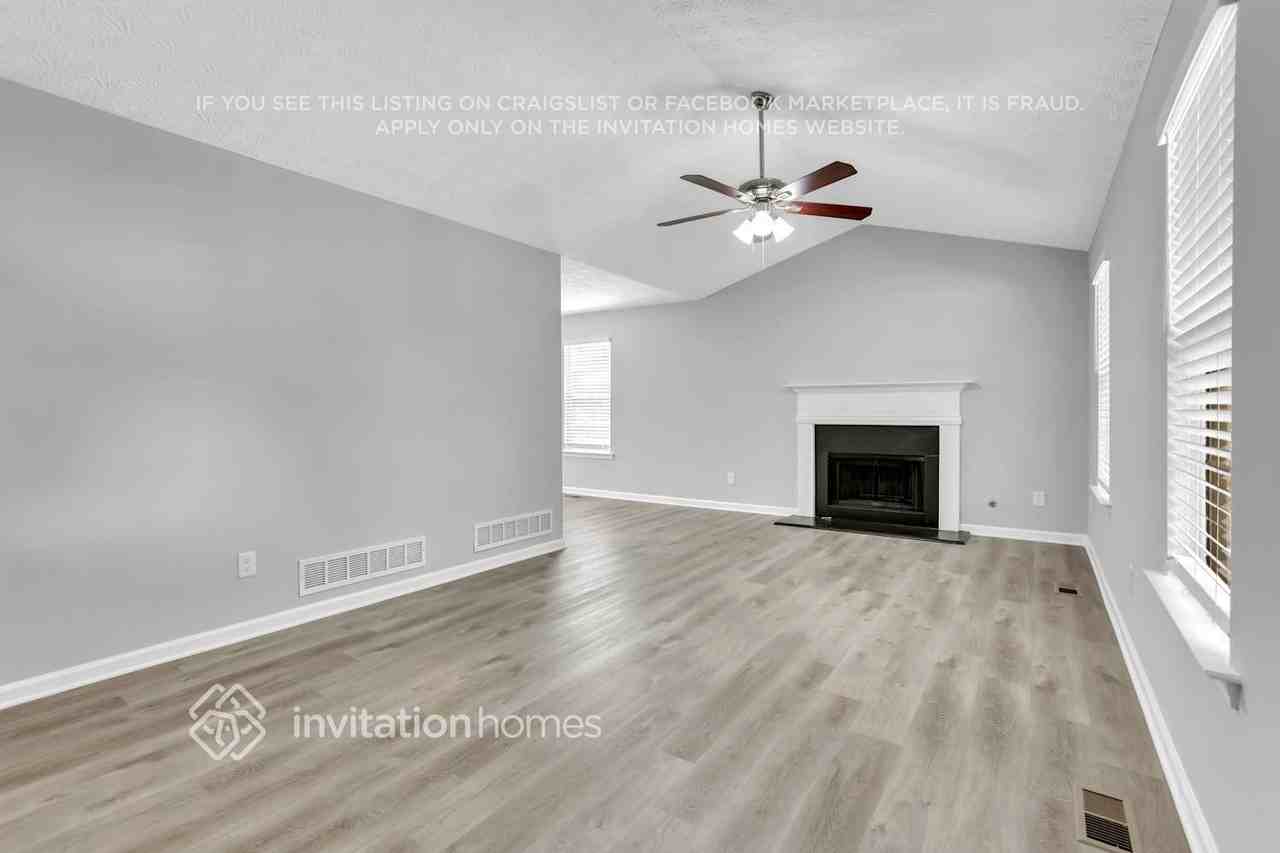 50 Lady Morgan Ln - Photo 3 of 21