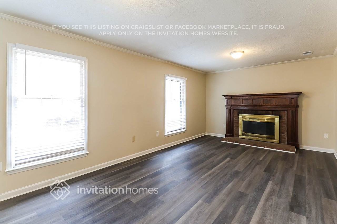 1000 Covewood Ct - Photo 5 of 18