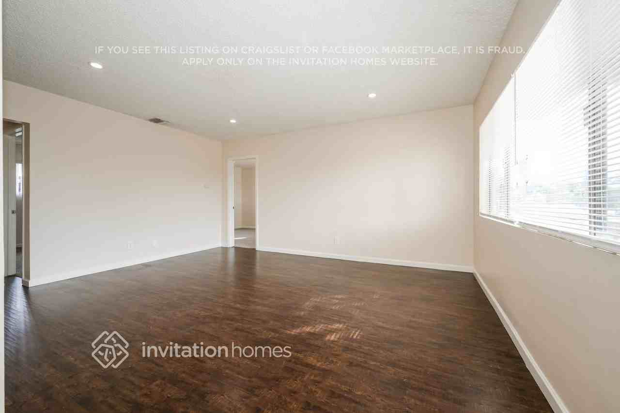 12351 Poinsettia Street - Photo 3 of 17