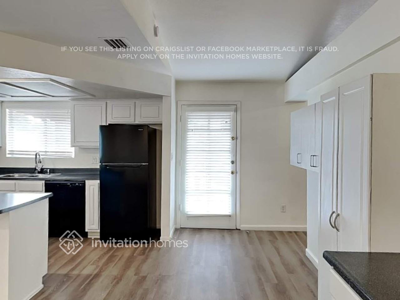 6361 West Caron Street - Photo 6 of 20