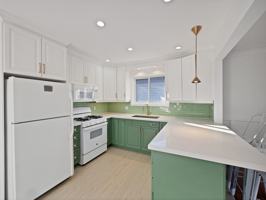 featured image of 6 Jasmin Cres #1