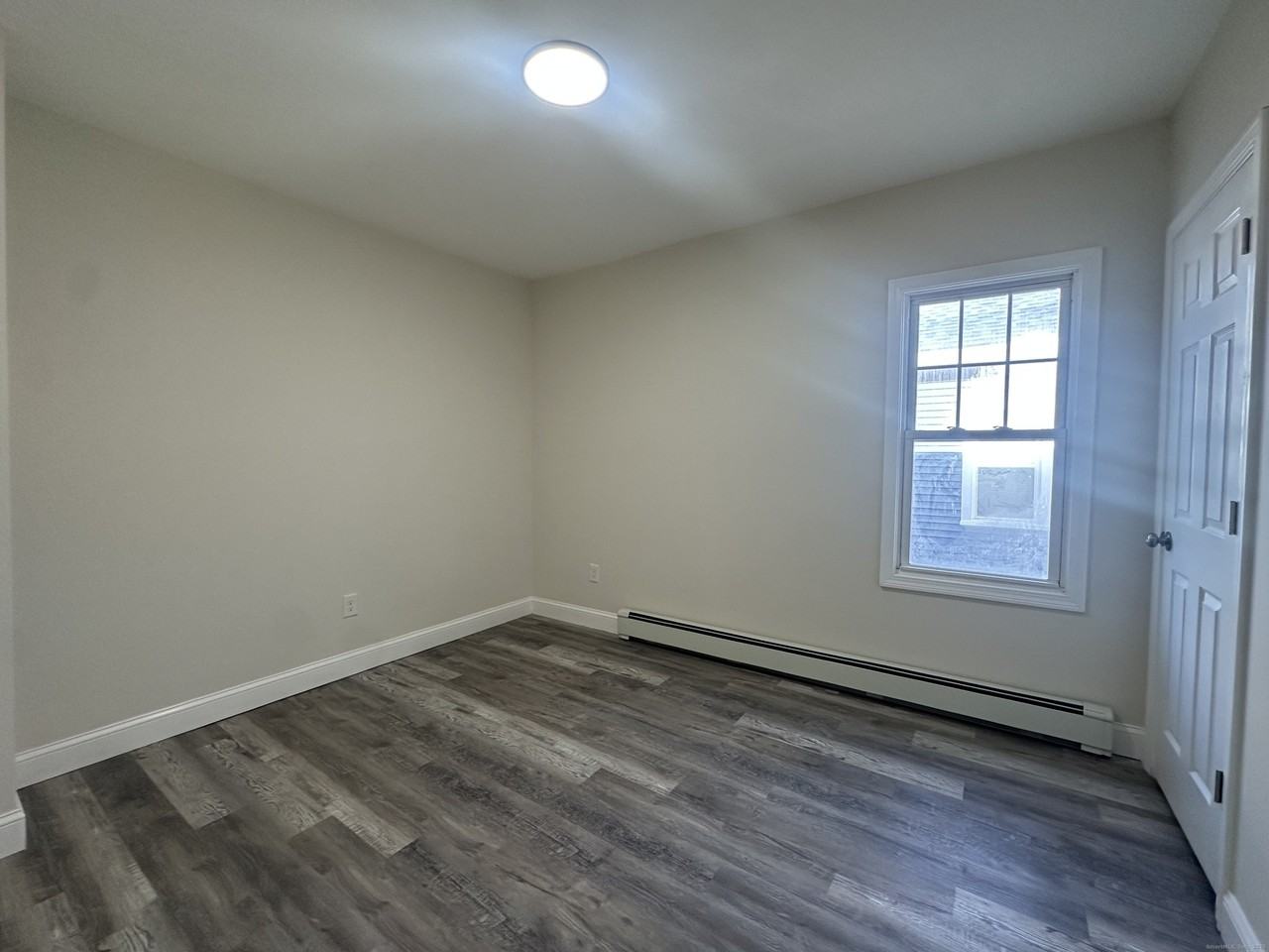 85 Twiss St - Photo 6 of 23