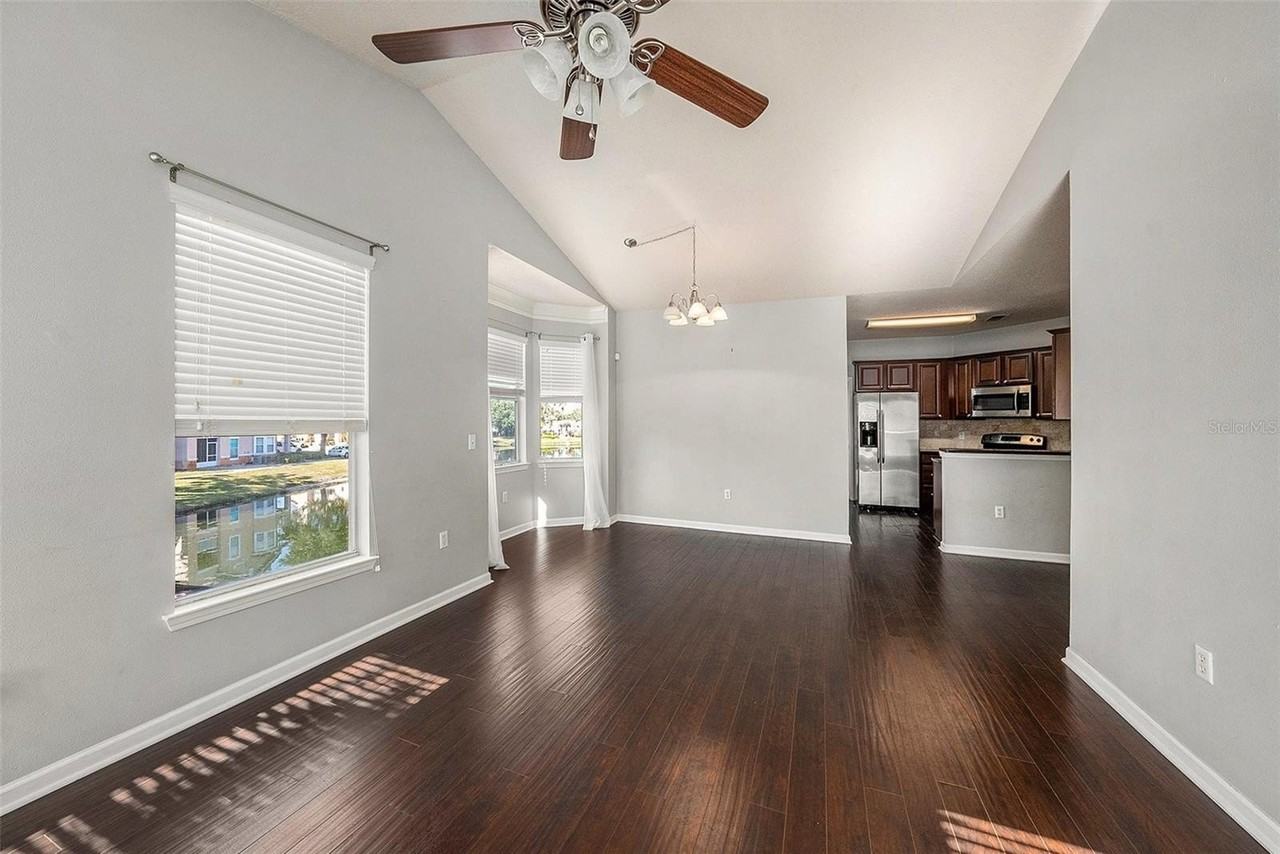 10436 Villa View Cir - Photo 6 of 18