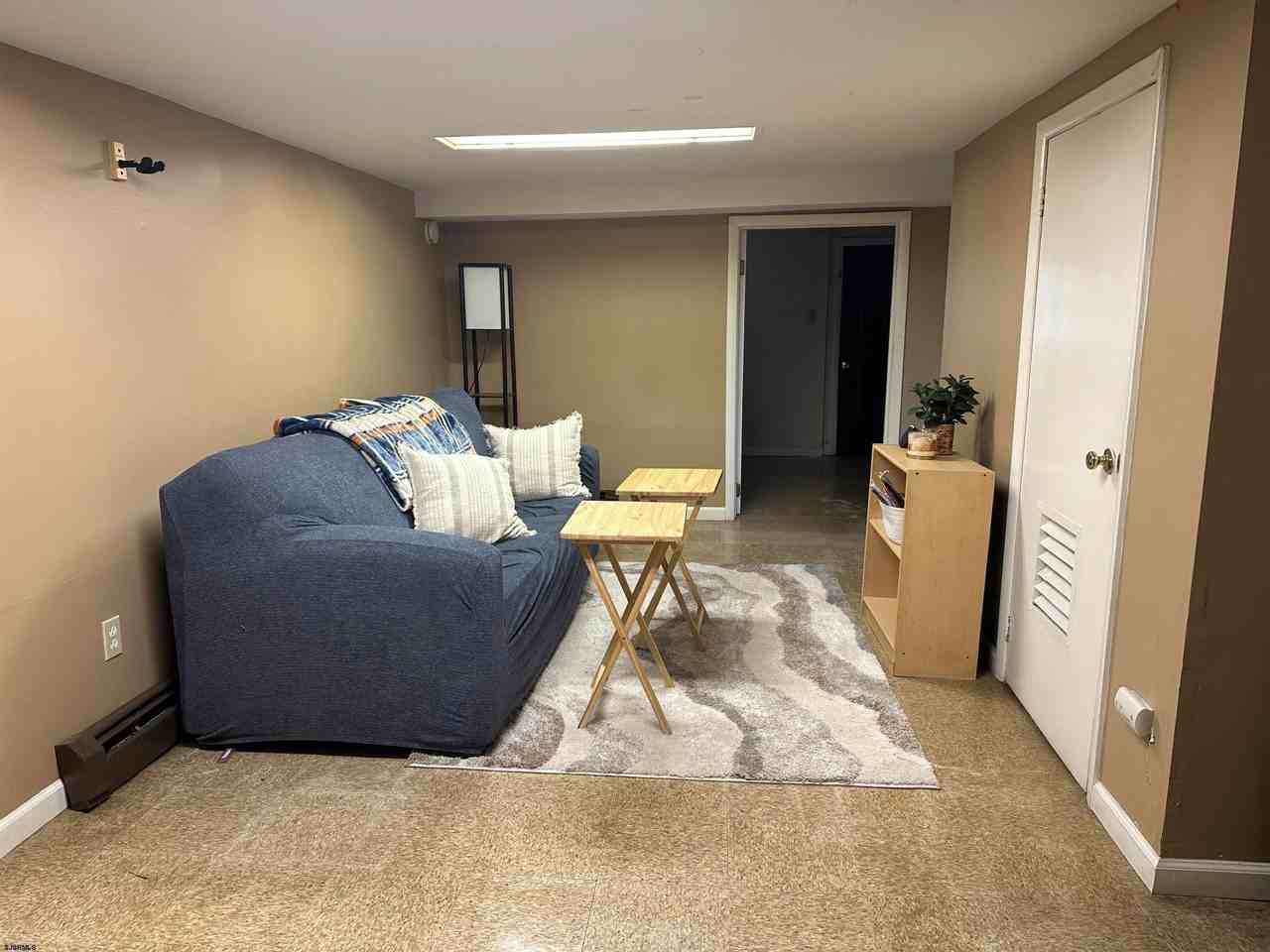 205 S Vermont Ave #1 - Photo 2 of 10