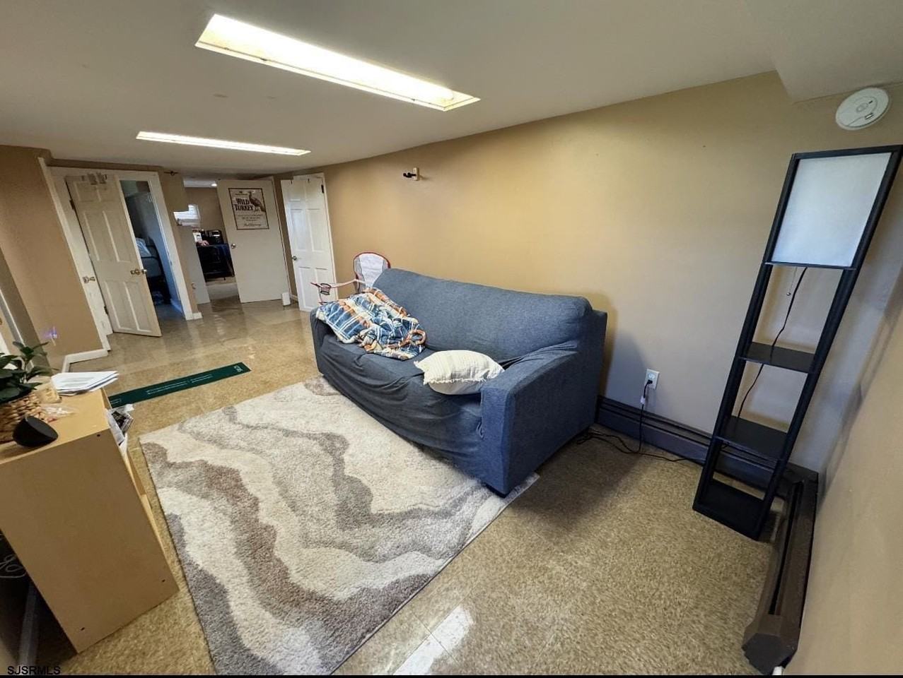 205 S Vermont Ave #1 - Photo 4 of 10