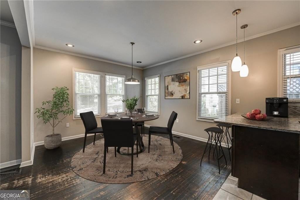 483 Burlington Road Northeast - Photo 3 of 18