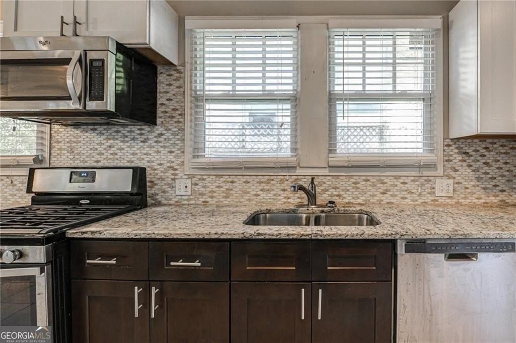 483 Burlington Road Northeast - Photo 7 of 18