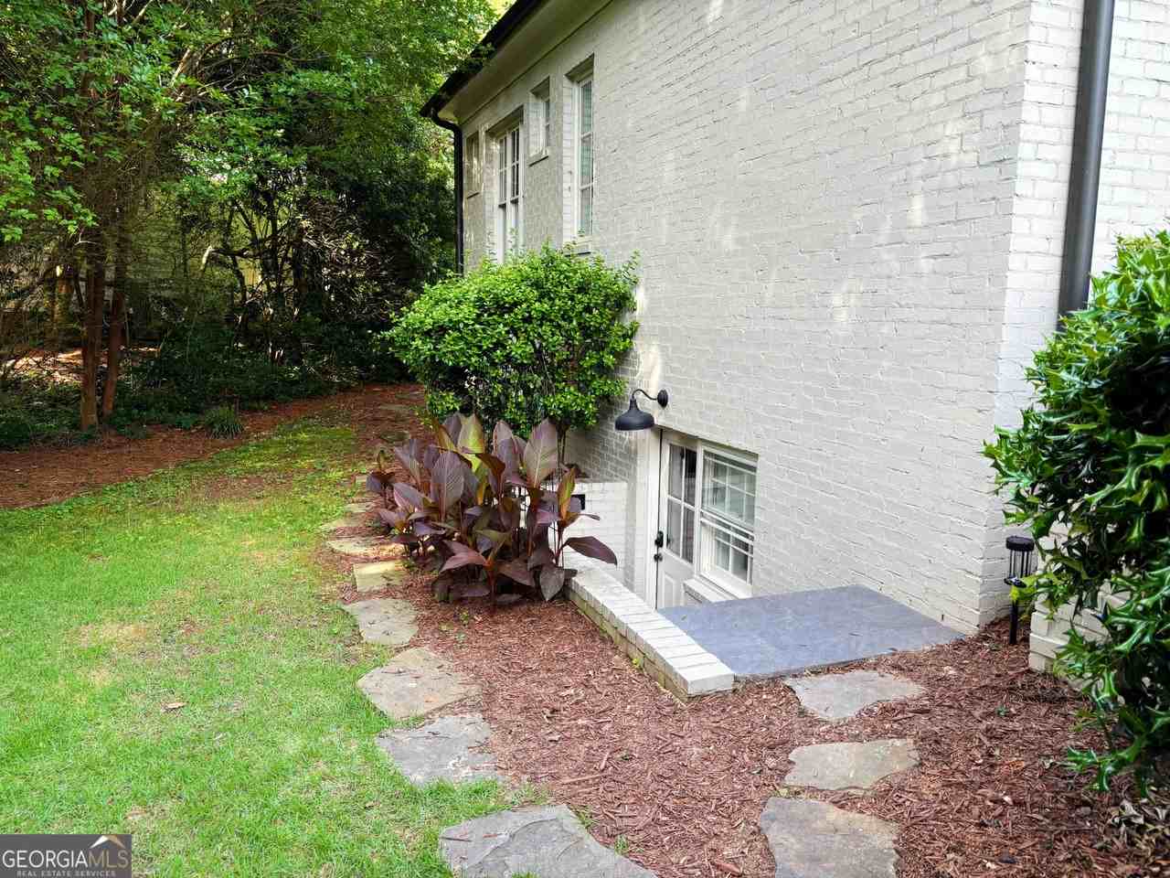 785 Weatherly Lane Northwest - Photo 2 of 20