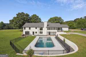 featured image of 120 Red Fox Run