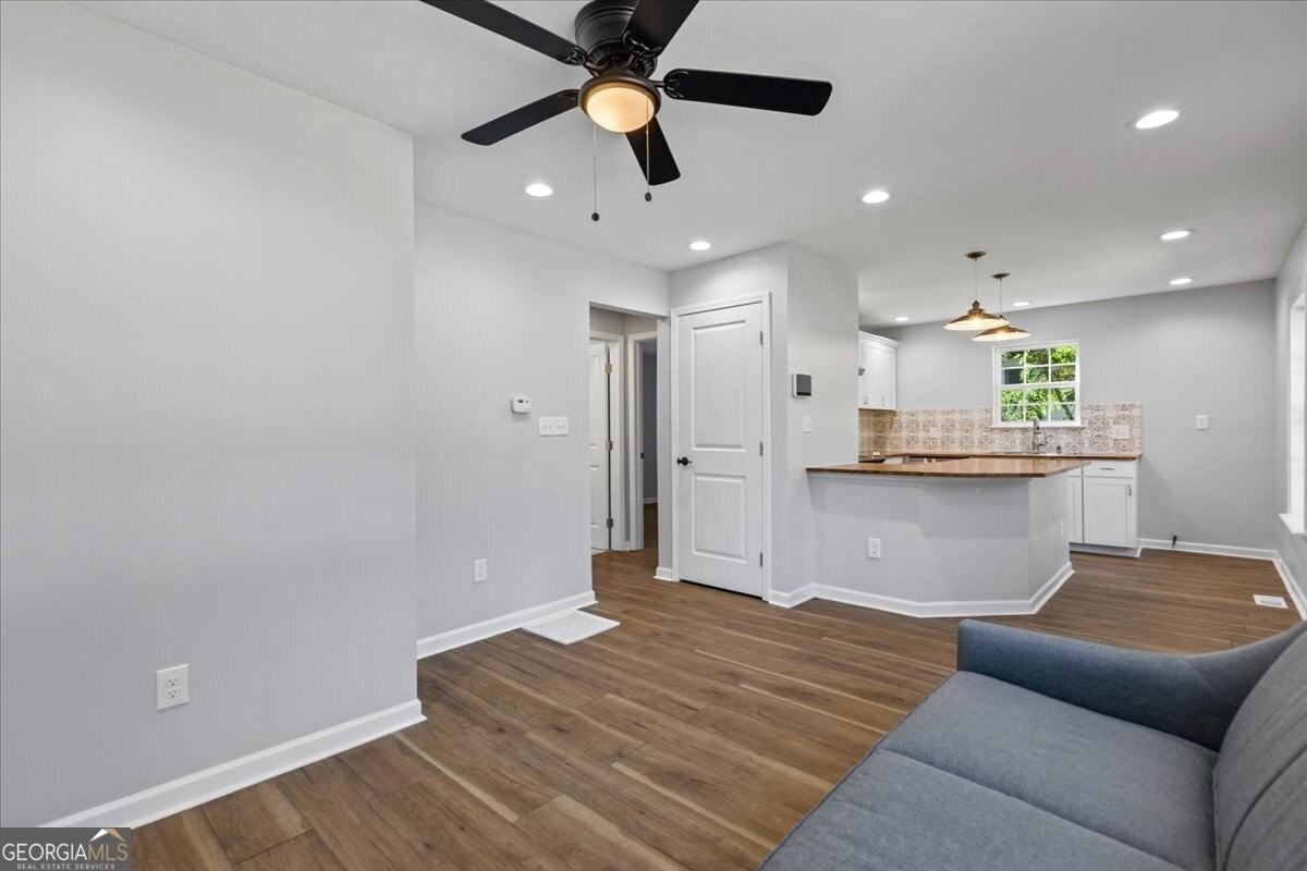 187 Joe Louis Drive Northwest - Photo 6 of 23