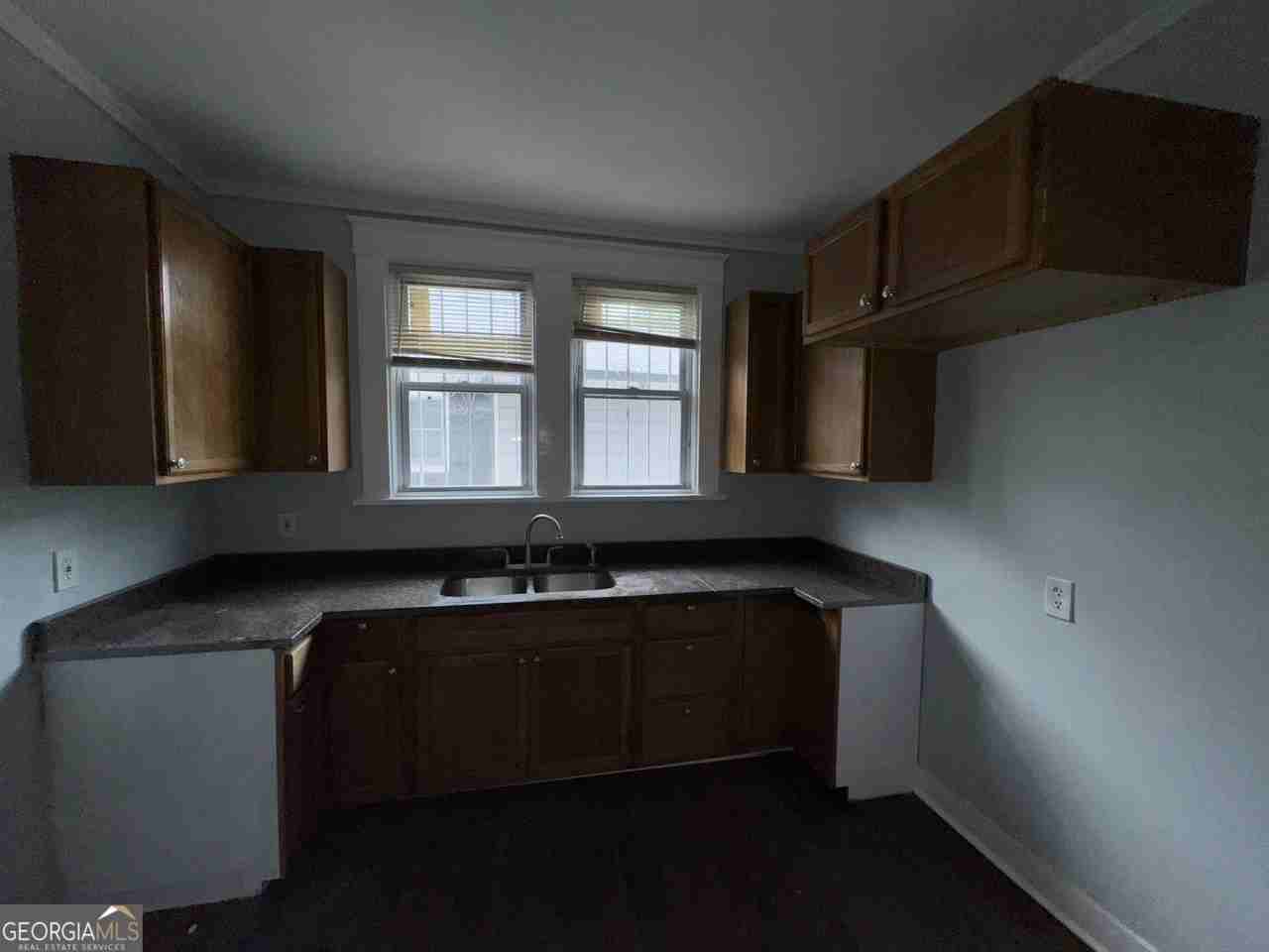 1462 Lucile Ave Sw - Photo 7 of 22