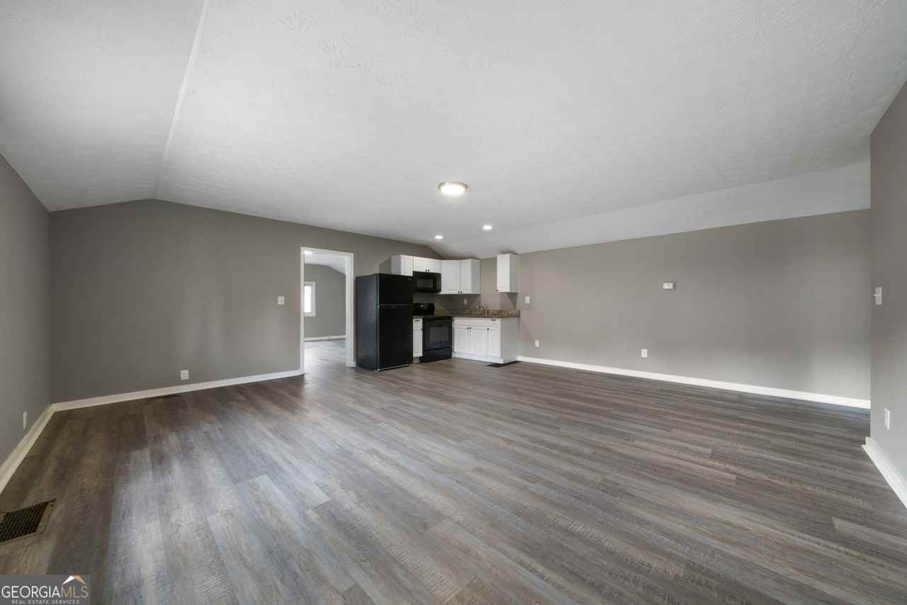 1317 Cassville Rd Nw - Photo 4 of 5