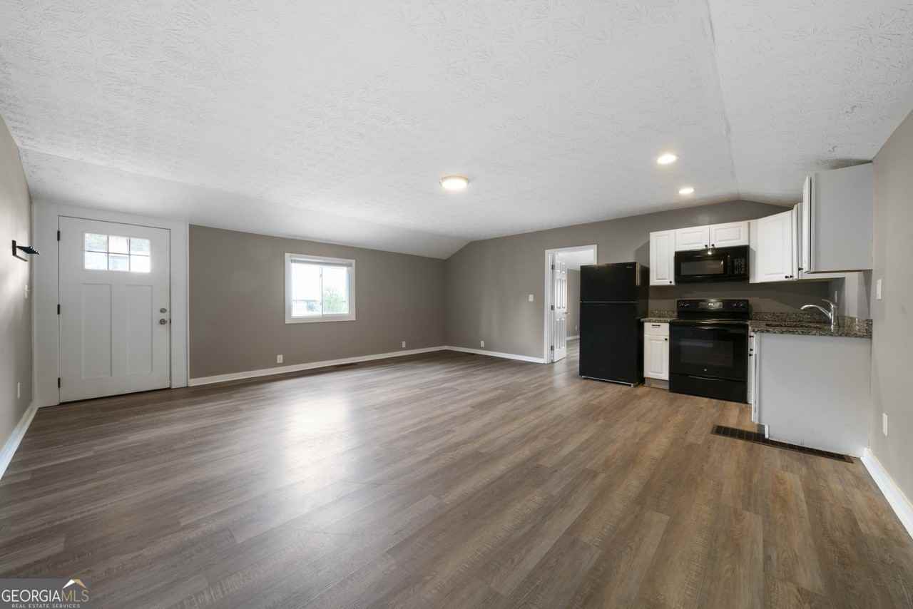 1317 Cassville Rd Nw - Photo 5 of 5