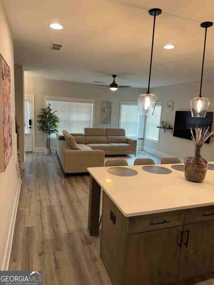 1971 Drew Dr Nw - Photo 3 of 17