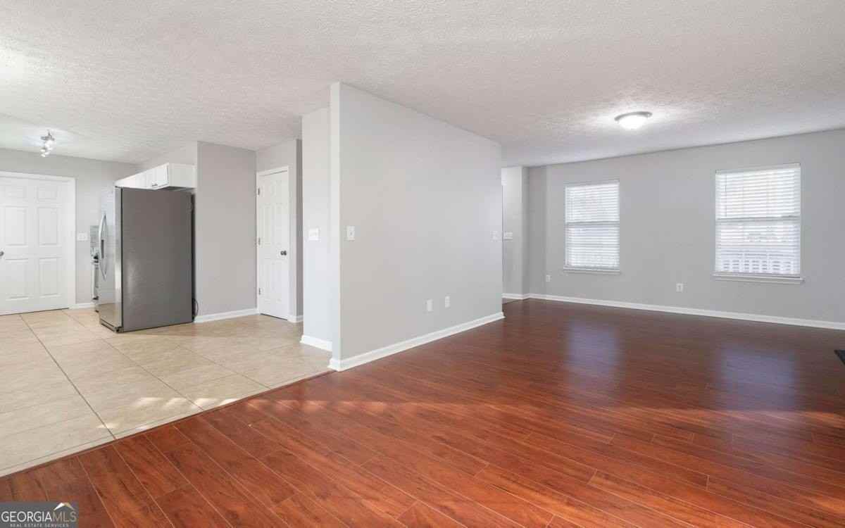 2911 Noah Drive - Photo 7 of 27