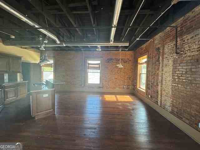 2 N E Main Street - Photo 2 of 6