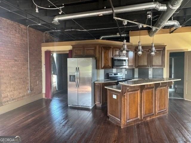 2 N E Main Street - Photo 3 of 6