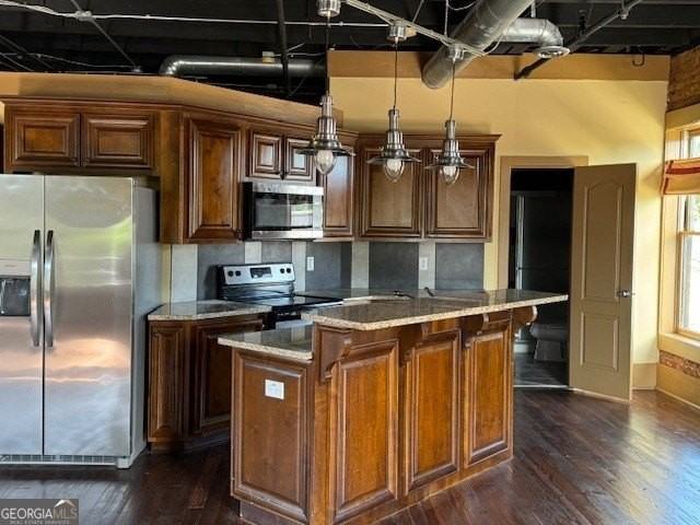 2 N E Main Street - Photo 4 of 6