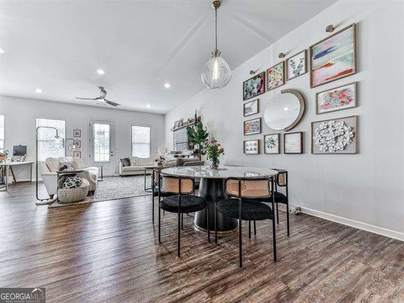 499 Bishop Ln - Photo 7 of 50