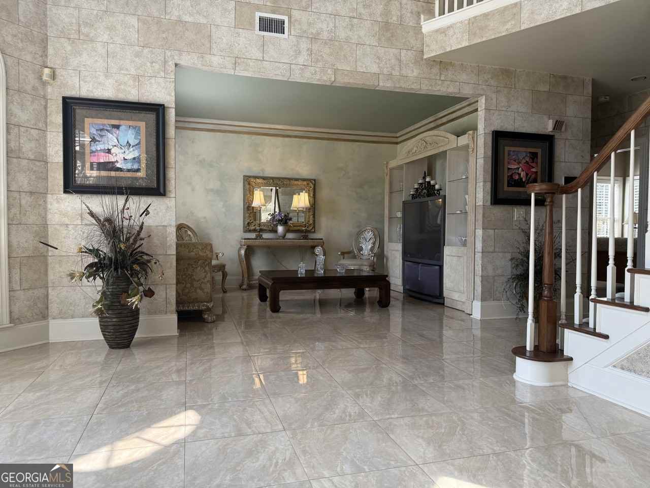 5615 Habersham Valley - Photo 4 of 36