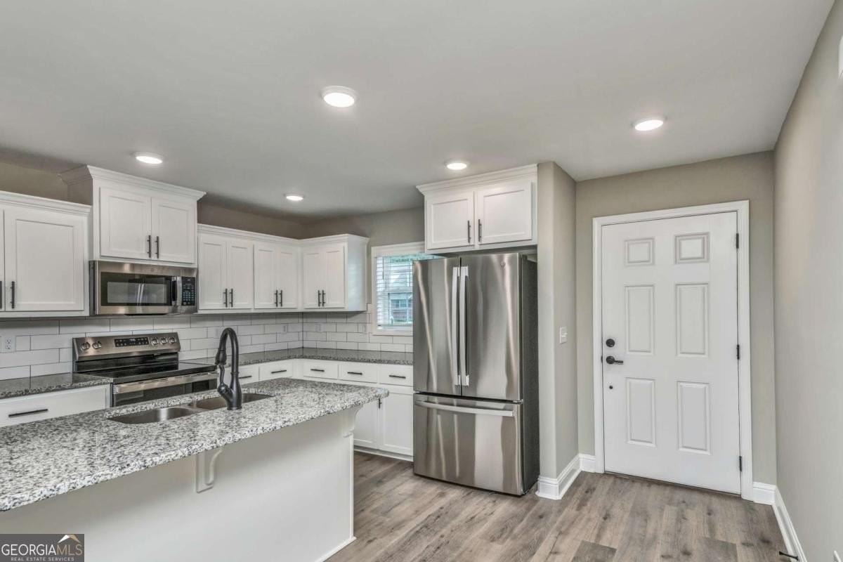 411 Madison Avenue - Photo 7 of 41