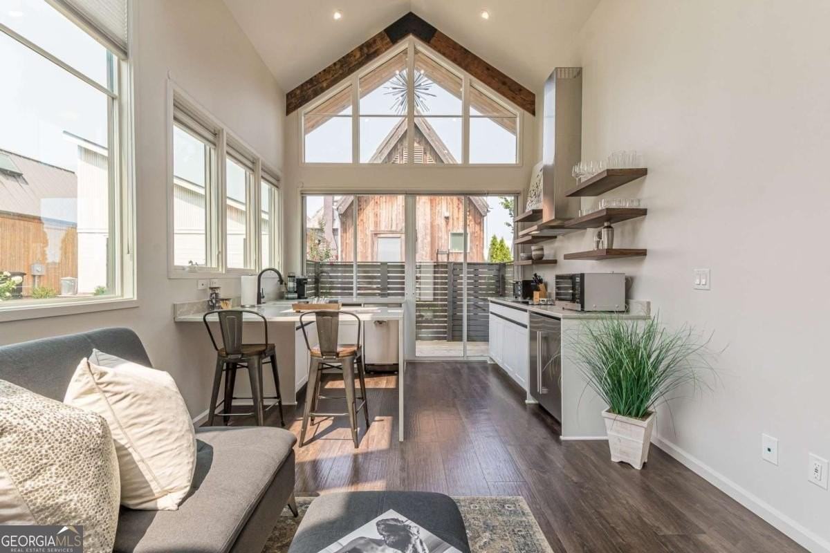 350 High St - Photo 7 of 48