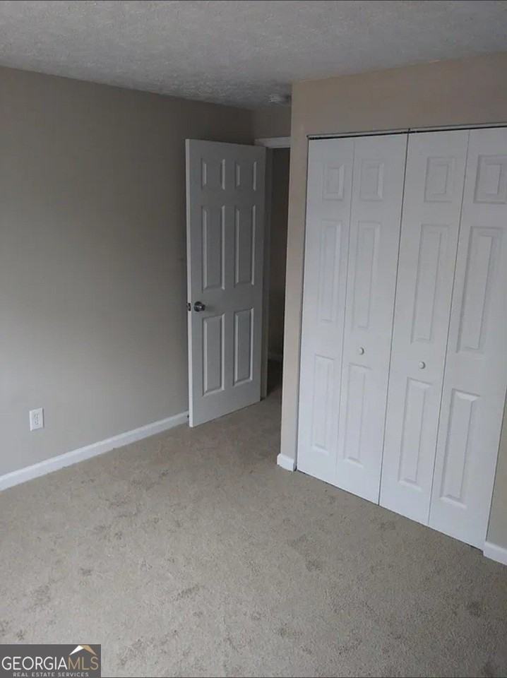 1269 Muirfield Dr - Photo 4 of 10