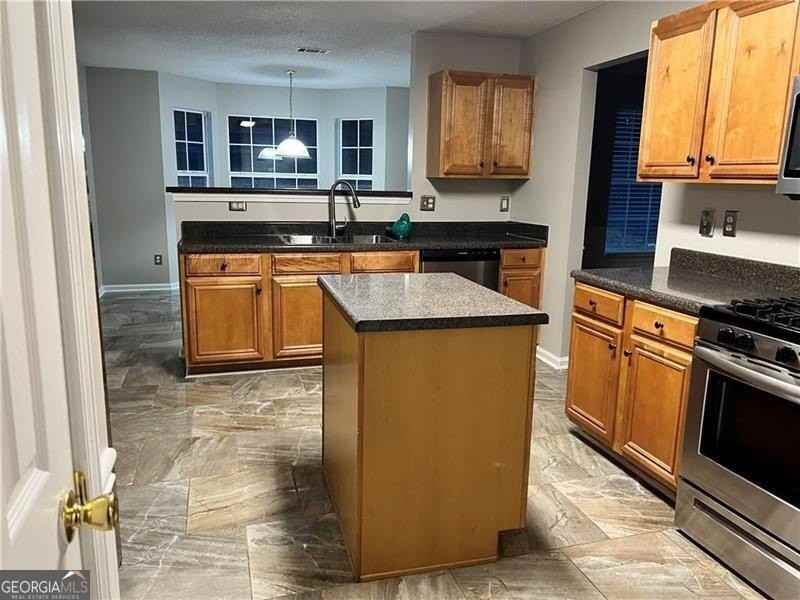 6064 Redtop Loop - Photo 2 of 10