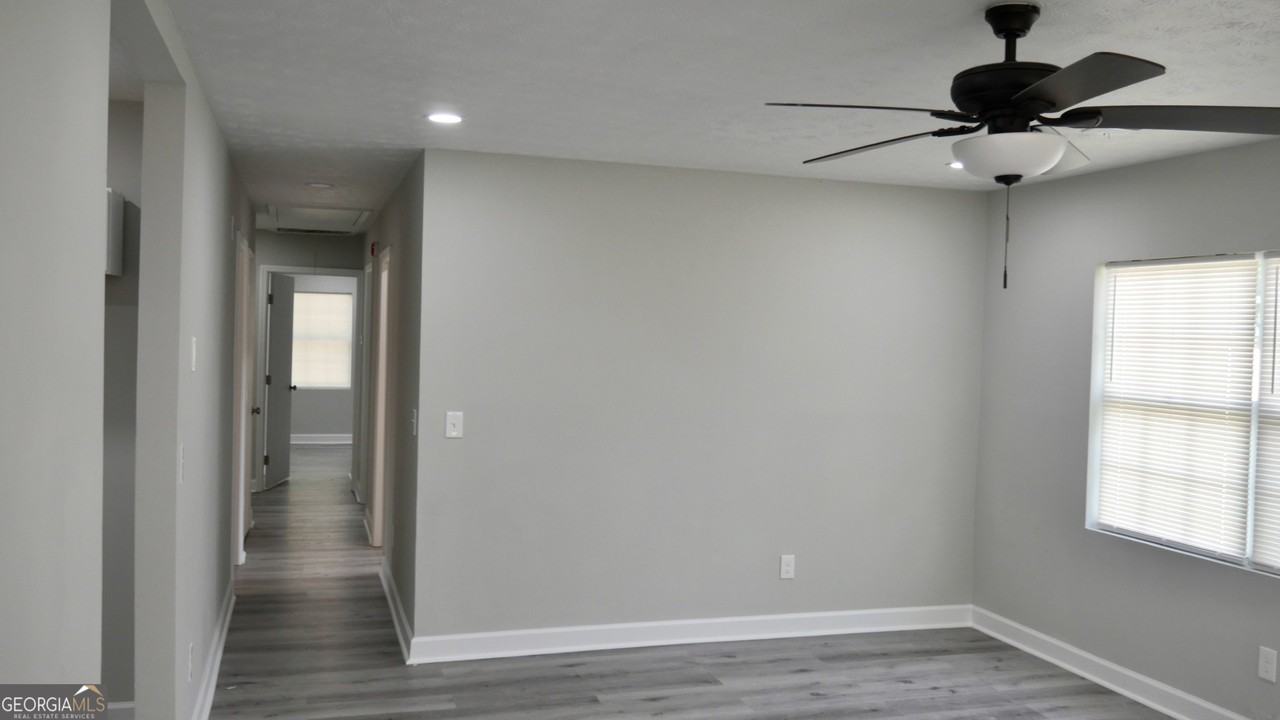 2830 North Lumpkin Road - Photo 2 of 12