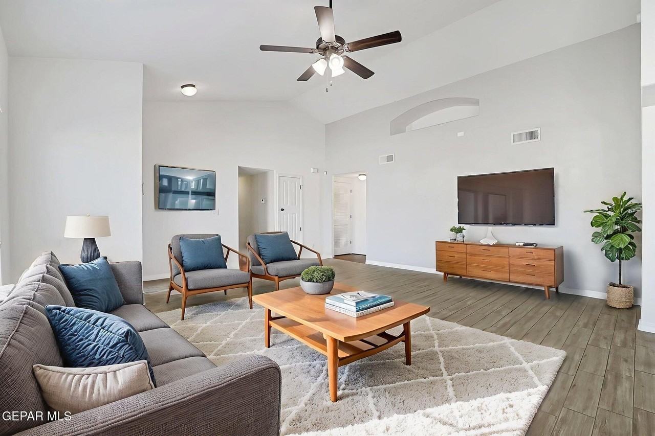 14853 Tierra Escape Avenue - Photo 7 of 26