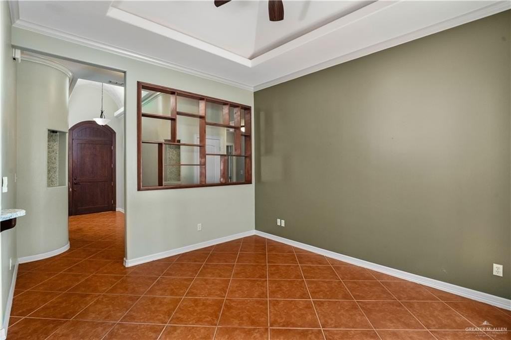 4705 Date Palm Ave - Photo 4 of 24