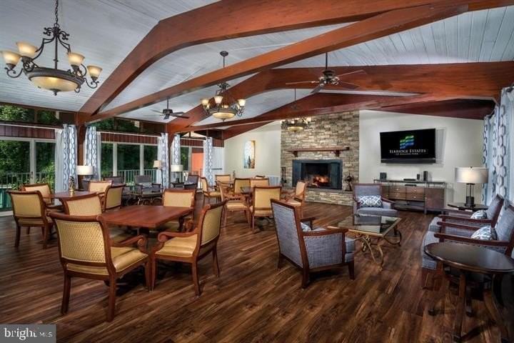 36 Over Ridge Ct - Photo 5 of 20