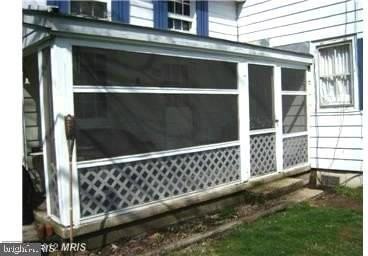 210 South St - Photo 2 of 8