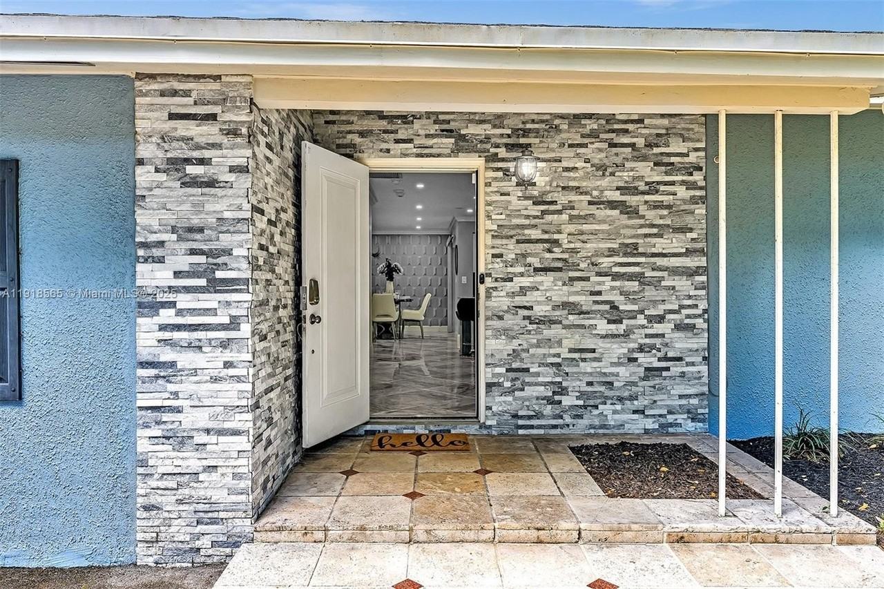 2191 Sw 27th Ln - Photo 6 of 50