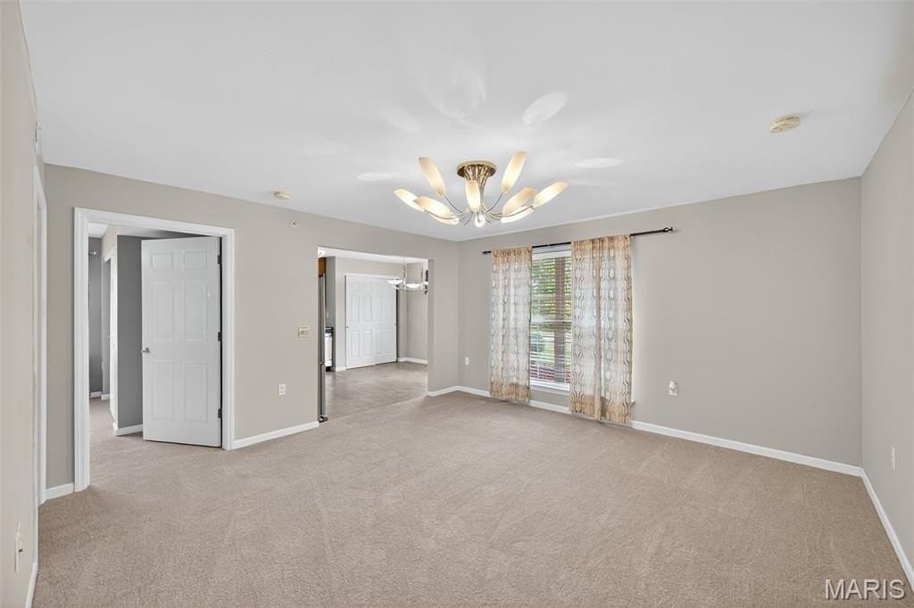 1313 Piedmont Cir - Photo 6 of 37