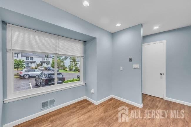 54 Dogwood Ct - Photo 7 of 23