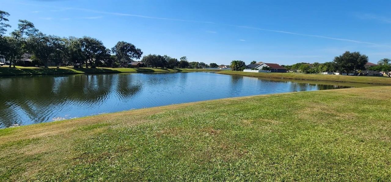 2734 Eagle Canyon Dr S - Photo 4 of 39