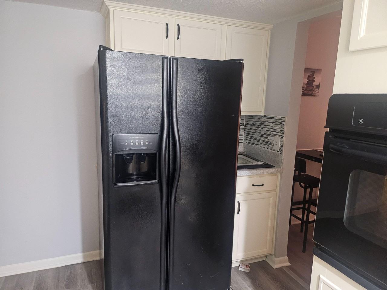 Manatee Dr - Photo 5 of 11