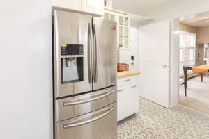 featured image of Huntley Place