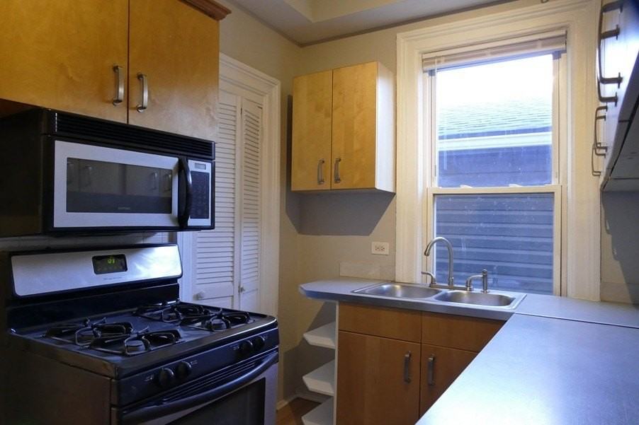 1729 North Fairfield Avenue #2 - Photo 5 of 36