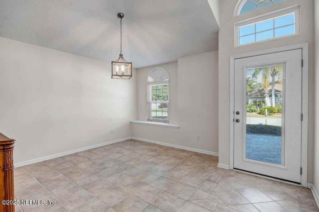 153 Patrick Mill Cir - Photo 4 of 40