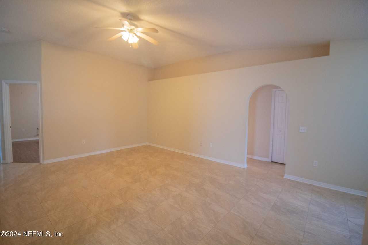 2675 Lantana Lakes Dr E - Photo 5 of 28