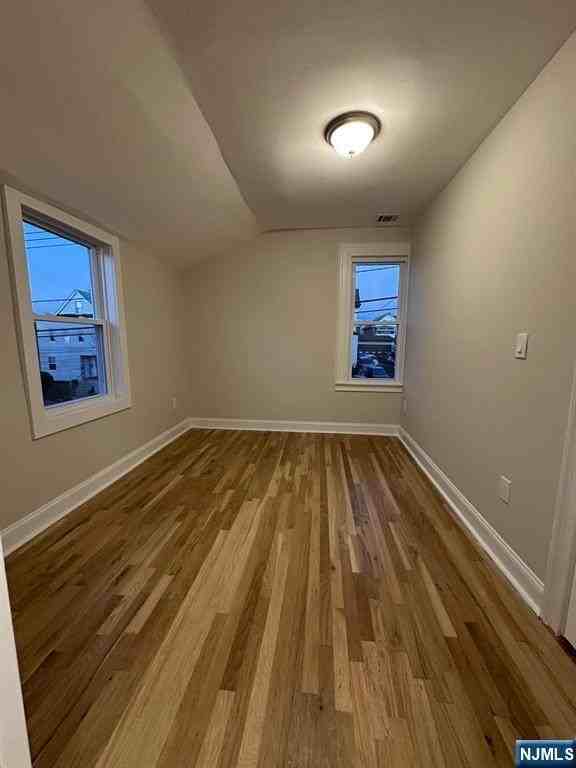 65 Lincoln Pl - Photo 5 of 13