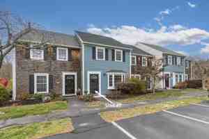 featured image of 1275 Maplewood Avenue #7