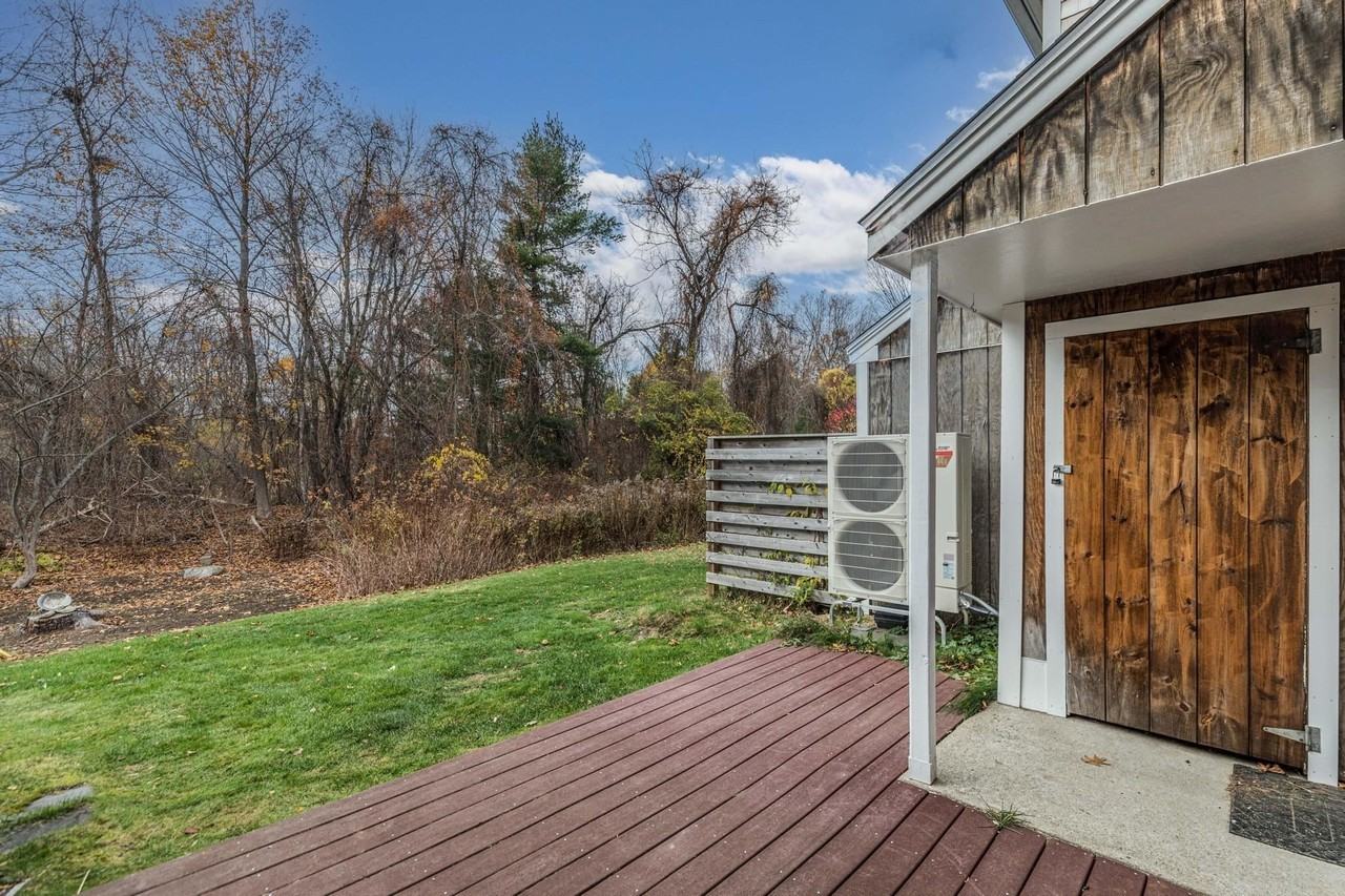 1275 Maplewood Ave #7 - Photo 5 of 22